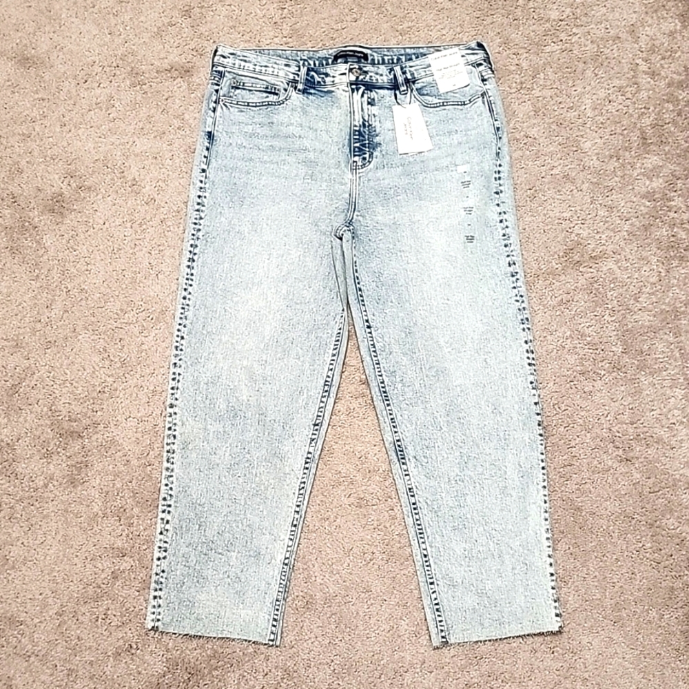 Calvin Klein  High-Rise Straight Ankle Jeans